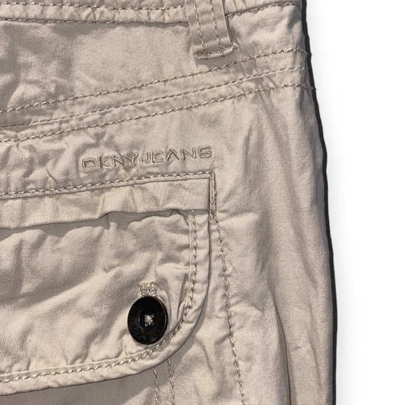DKNY Capri spring & summer wear size S tan / khaki/ beige/ cream cream cargo - Picture 2 of 5